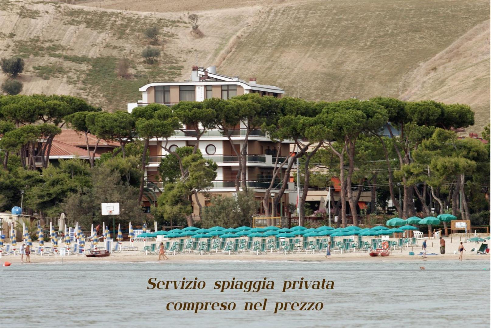 Hotel Astoria Pineto Exteriér fotografie